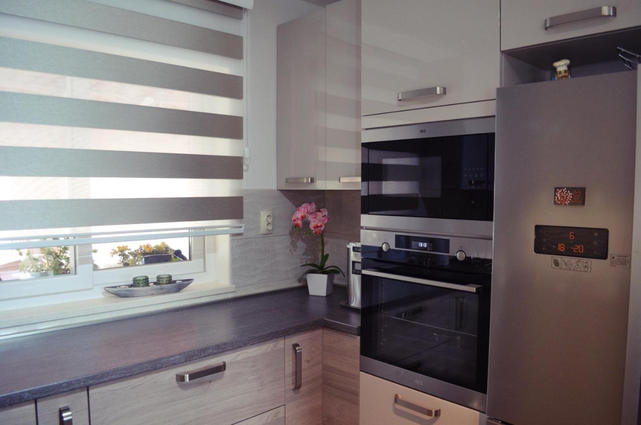 Apartments Rina - Kneze Рачишче Экстерьер фото