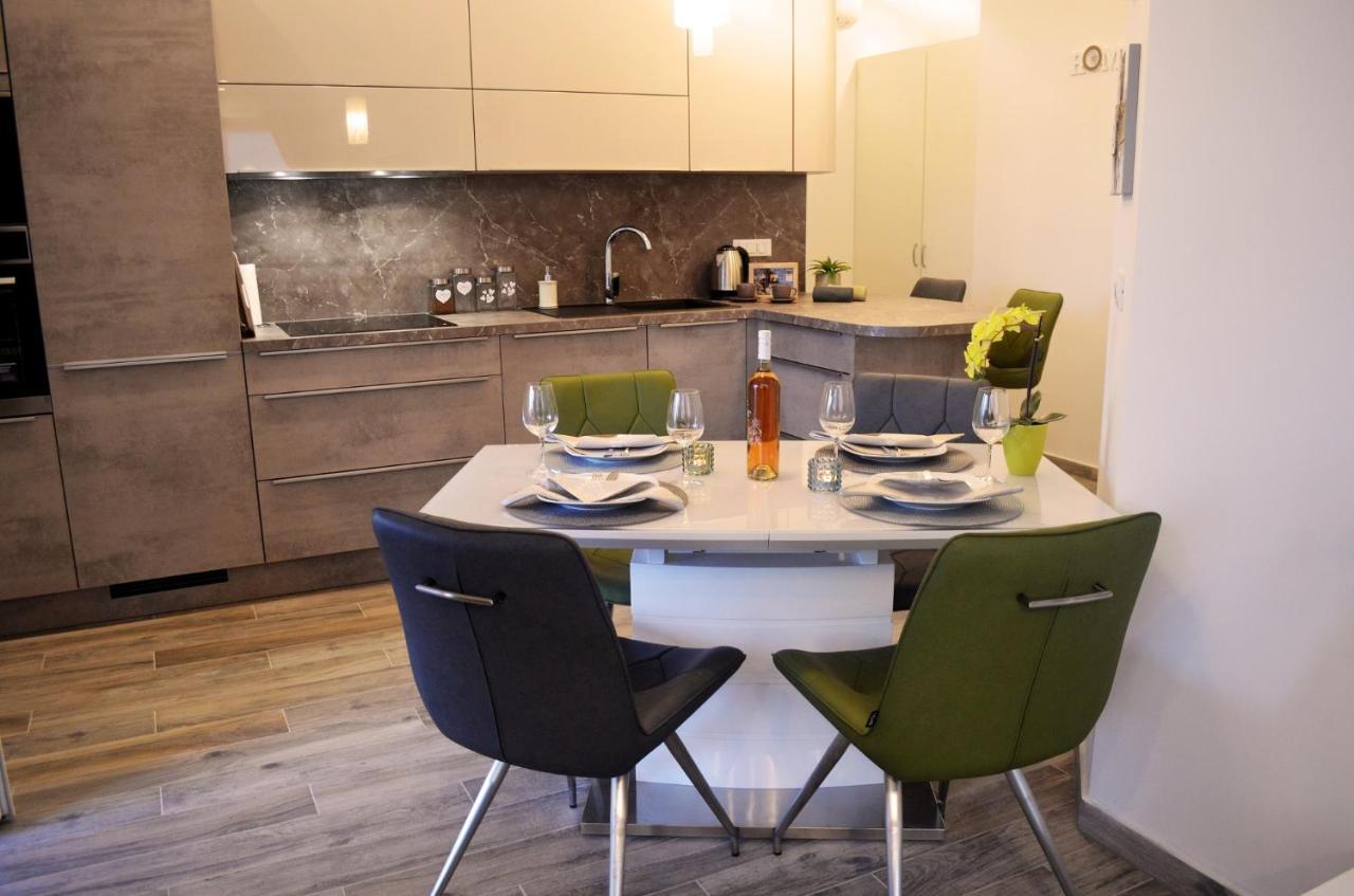 Apartments Rina - Kneze Рачишче Экстерьер фото