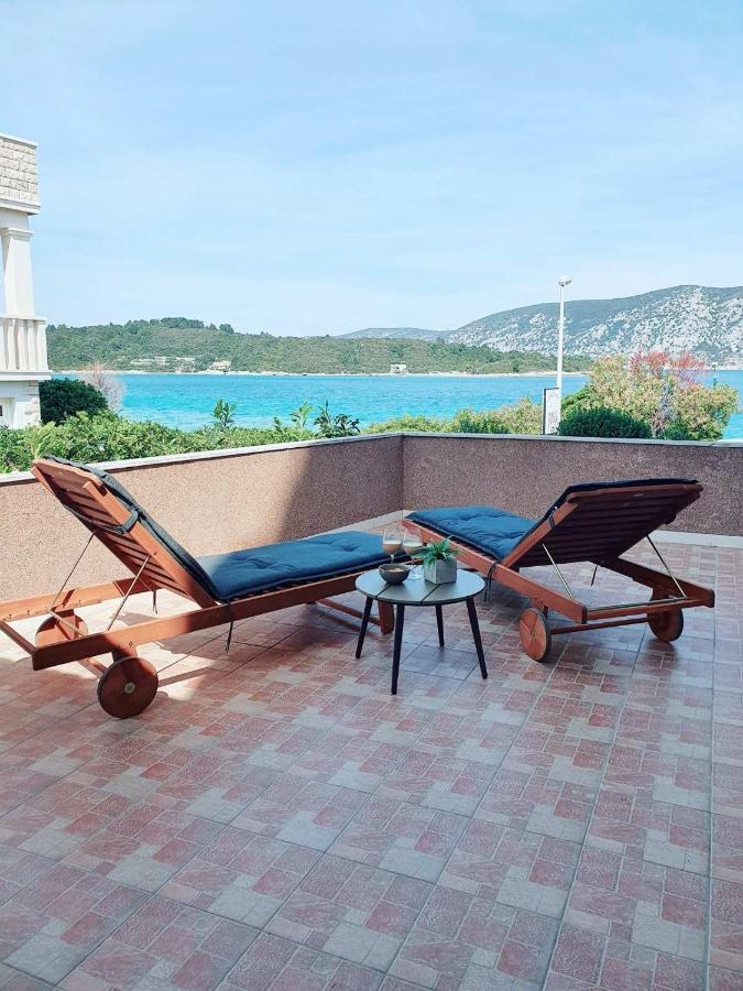 Apartments Rina - Kneze Рачишче Экстерьер фото