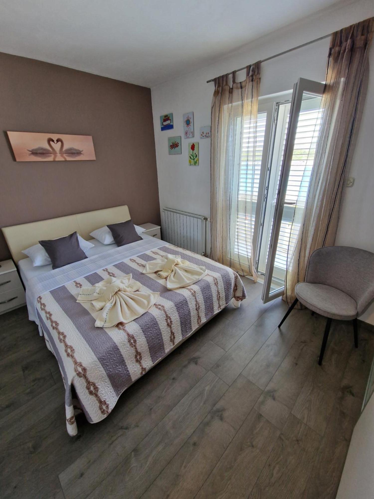 Apartments Rina - Kneze Рачишче Номер фото